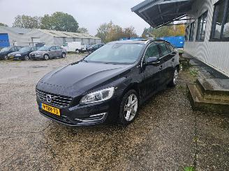 Volvo V-60 2.4 D6 AWD Plug-In Hybrid Summum picture 12