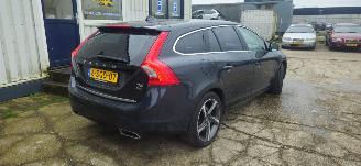 Volvo V-60 2.4 D6 AWD Plug-In Hybrid Summum picture 10