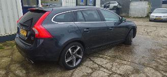 Volvo V-60 2.4 D6 AWD Plug-In Hybrid Summum picture 13