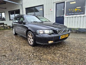 Sloopauto Volvo V-70 2.4 D5 2003/7