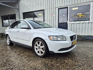 Salvage car Volvo S-40 1.6D 2007/10