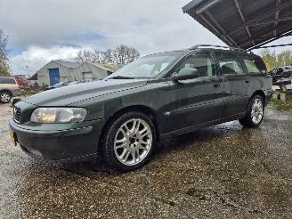 Volvo V-70 2.3 T-5 picture 3