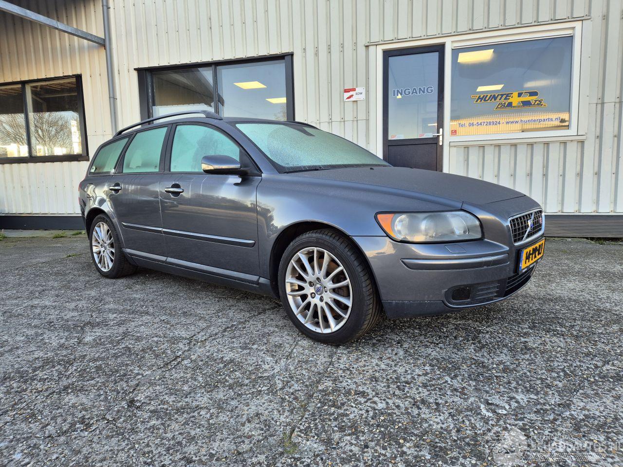 Volvo V-50 2.5 T5 AWD Summum