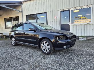 Salvage car Volvo V-50 1.8 2006/8