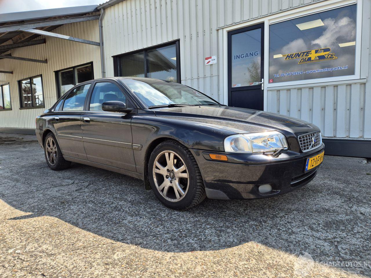 Volvo S-80 2.4 D5