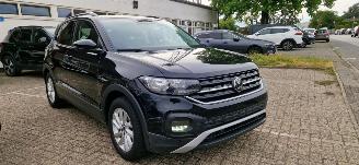 Unfallwagen Volkswagen T-Cross Life* Licht en zicht paket*Navigatie*DAB*Camera 2023/10