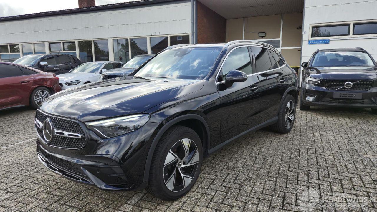 Mercedes GLC 300e 4Matic*AMG*Panoramadak*360 Camera*digital OLED display*air niveauregeling*Laserlicht*Leer*