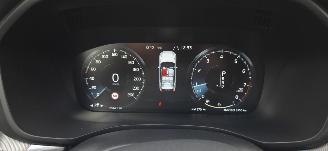 Volvo Xc-60 2.0L Benzine R Design*AWD*LED*Leren bekleding*Camera*Sound*Digitaal* picture 15