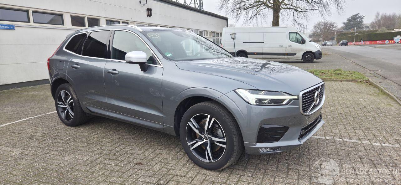 Volvo Xc-60 2.0L Benzine R Design*AWD*LED*Leren bekleding*Camera*Sound*Digitaal*