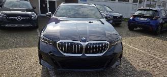 BMW 5-serie 530e PlugIn Hybride M Sport Touring*Ambiente*HeadUp*360 Camera*Trekhaak*Leren Comfortstoelen met memory*HarmanKardon Sound*DAB* picture 2