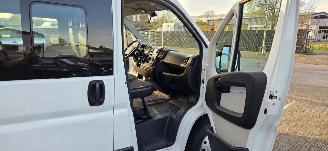 Citroën Jumper Kombi 30 130HDI L1H1 9 personen picture 9