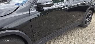 Mercedes GLB GLB 200i Mildhybrid picture 4