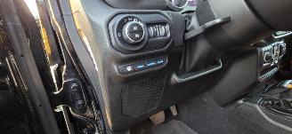 Jeep Wrangler Plug-In Hybrid picture 20