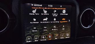 Jeep Wrangler Plug-In Hybrid picture 21