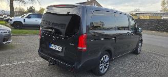Mercedes V-klasse 300 Avandgarde Lang*9 persoons*AWD*Automaat*360 Camera*Ambiente*Navigatie*Nightvision*LaserLED*Trekhaak* picture 4