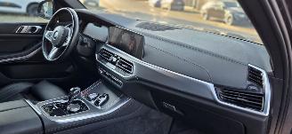 BMW X5 40i M Sport Xdrive*Ambiente*LED*HeadUp*Stoelen Leer/ Memory*ShadowLine*Live Cockpit*AppleCarplay*Parkeer Plus*Sound*Display Key picture 22