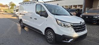 Schade bestelwagen Renault Trafic 150DCI 3.0T L2H1 komfort*Automaat*Navigatie*LED*trekhaak*imperial*Camera*Touchscreen* 2026/3