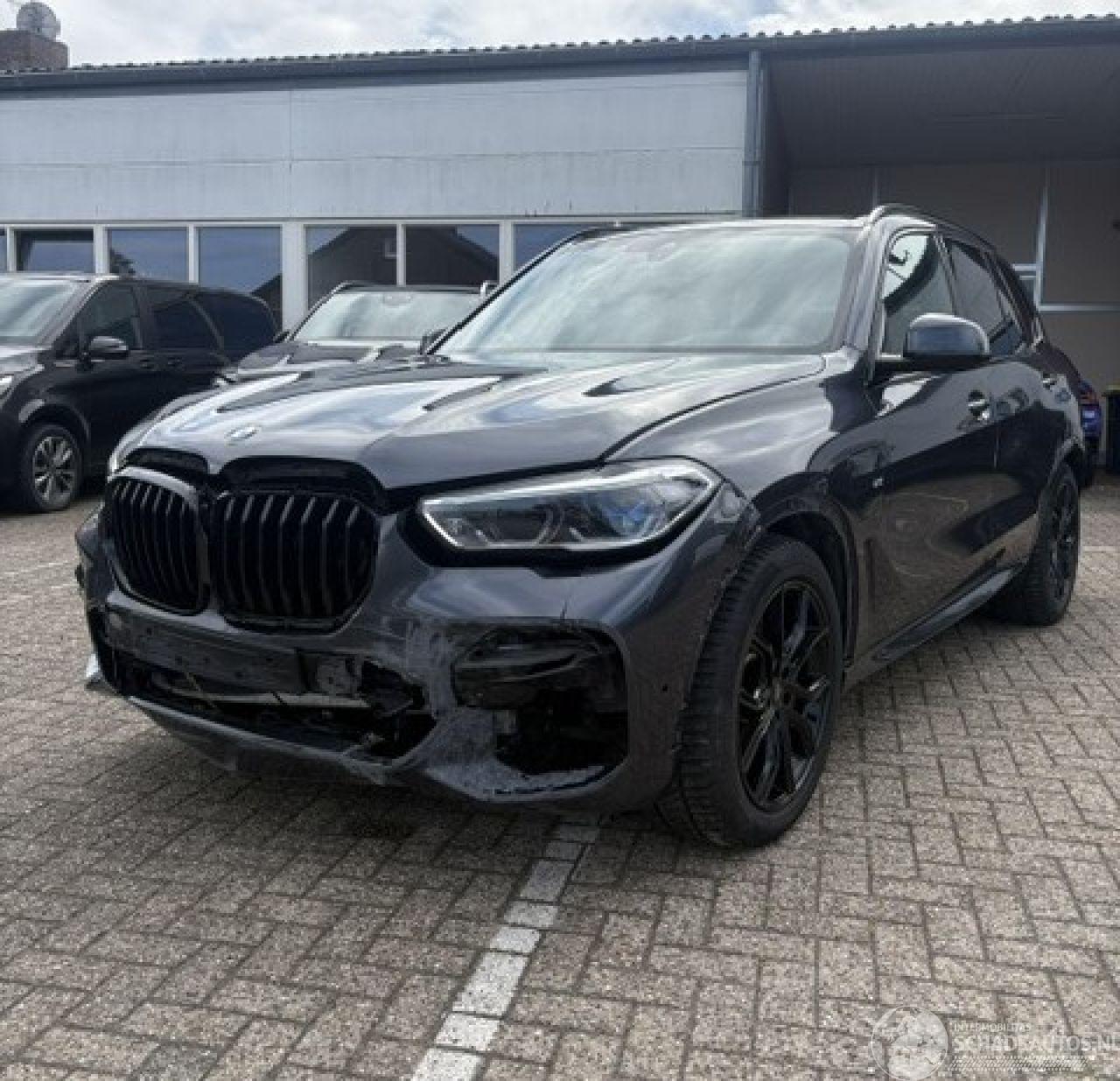 BMW X5 45e M Sport xDrive*Panorama*Laserlicht*HeadUp*Ambiente*HarmanKardon*DisplayKey*Luchtvering*Stoel/Leer/Verwarming/Memory*