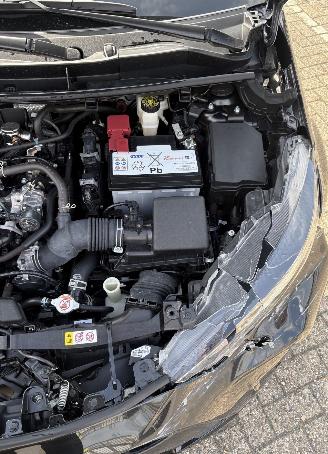 Toyota Yaris 1.5L VVTi 130 Hybride * LED*HeadUp*Trekhaak*Navigatie*Keyless* picture 21