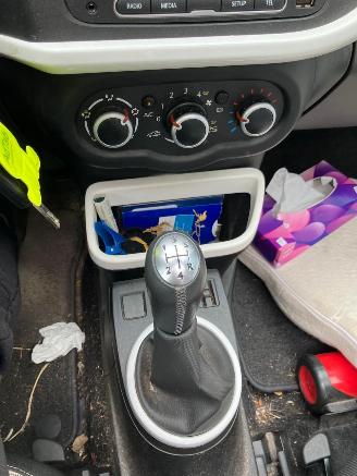 Renault Twingo RENAULT TWINGO 1.0I 2017 picture 9