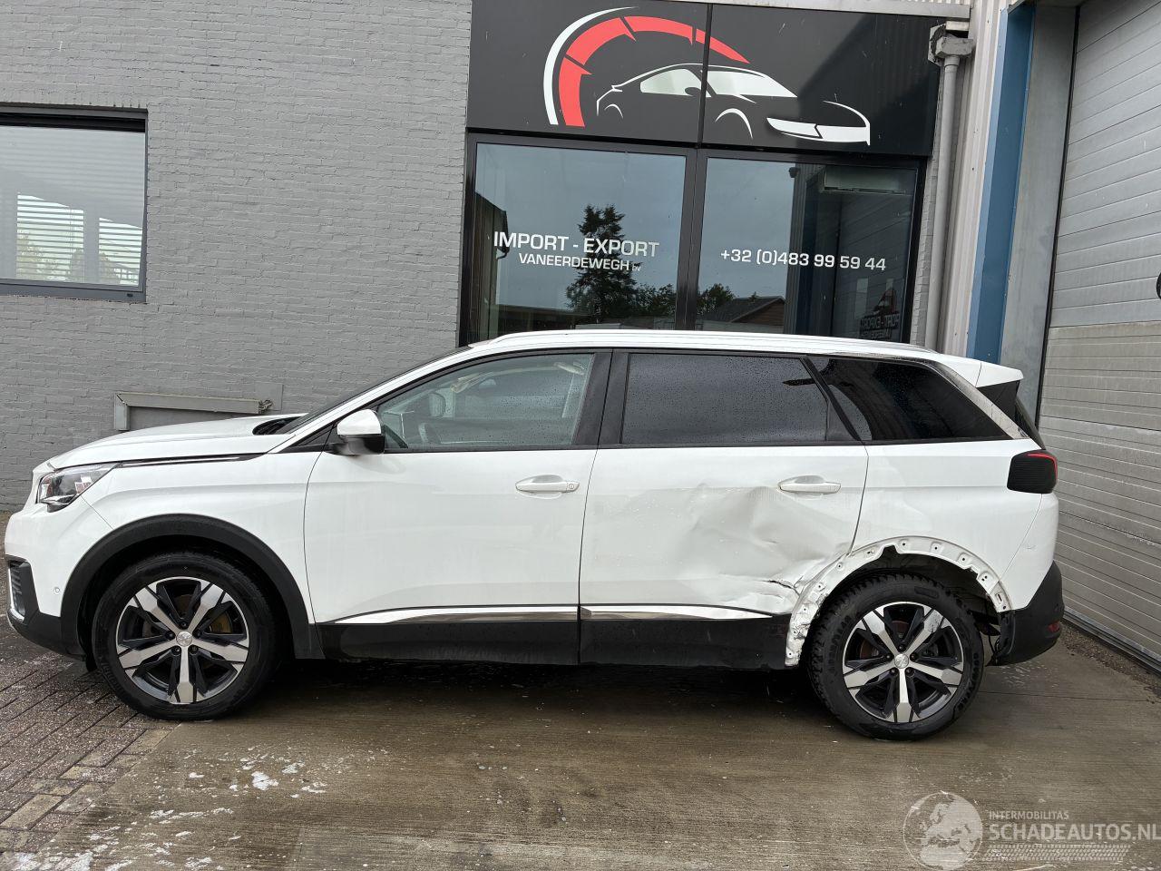 Peugeot 5008 PEUGEOT 5008 1.2I 2019