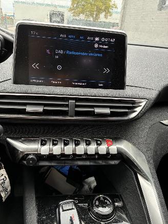 Peugeot 5008 PEUGEOT 5008 1.2I 2019 picture 20