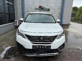 Peugeot 5008 PEUGEOT 5008 1.2I 2019 picture 3