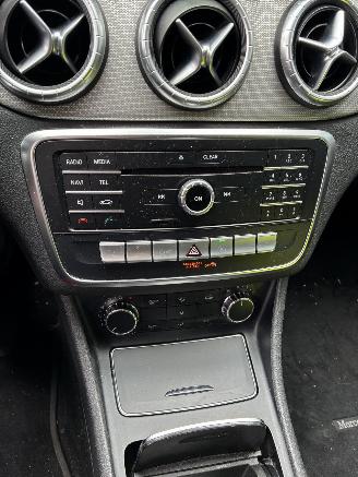 Mercedes Cla-klasse MERCDES CLA200d 2018 picture 16