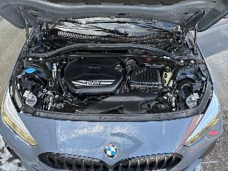 BMW 2-serie BMW 220d M PAKKET 2020 picture 9