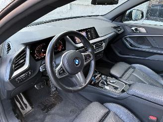 BMW 2-serie BMW 220d M PAKKET 2020 picture 15