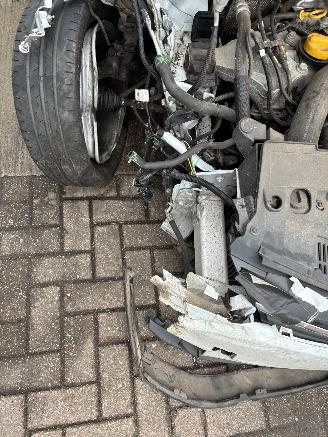 Renault Clio RENAULT CLIO 0.9TCE 2019 picture 9