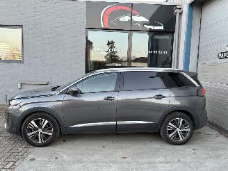 krockskadad bil auto Peugeot 5008 PEUGEOT 5008 1.5D 7 ZIT 2021 2021/4