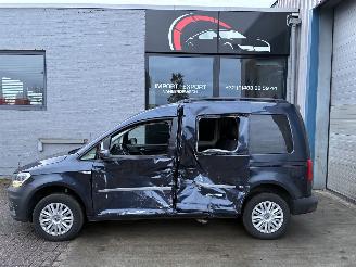 Schadeauto Volkswagen Caddy VW CADDY ROLSTOEL 1.2TSI 2017 2017/10