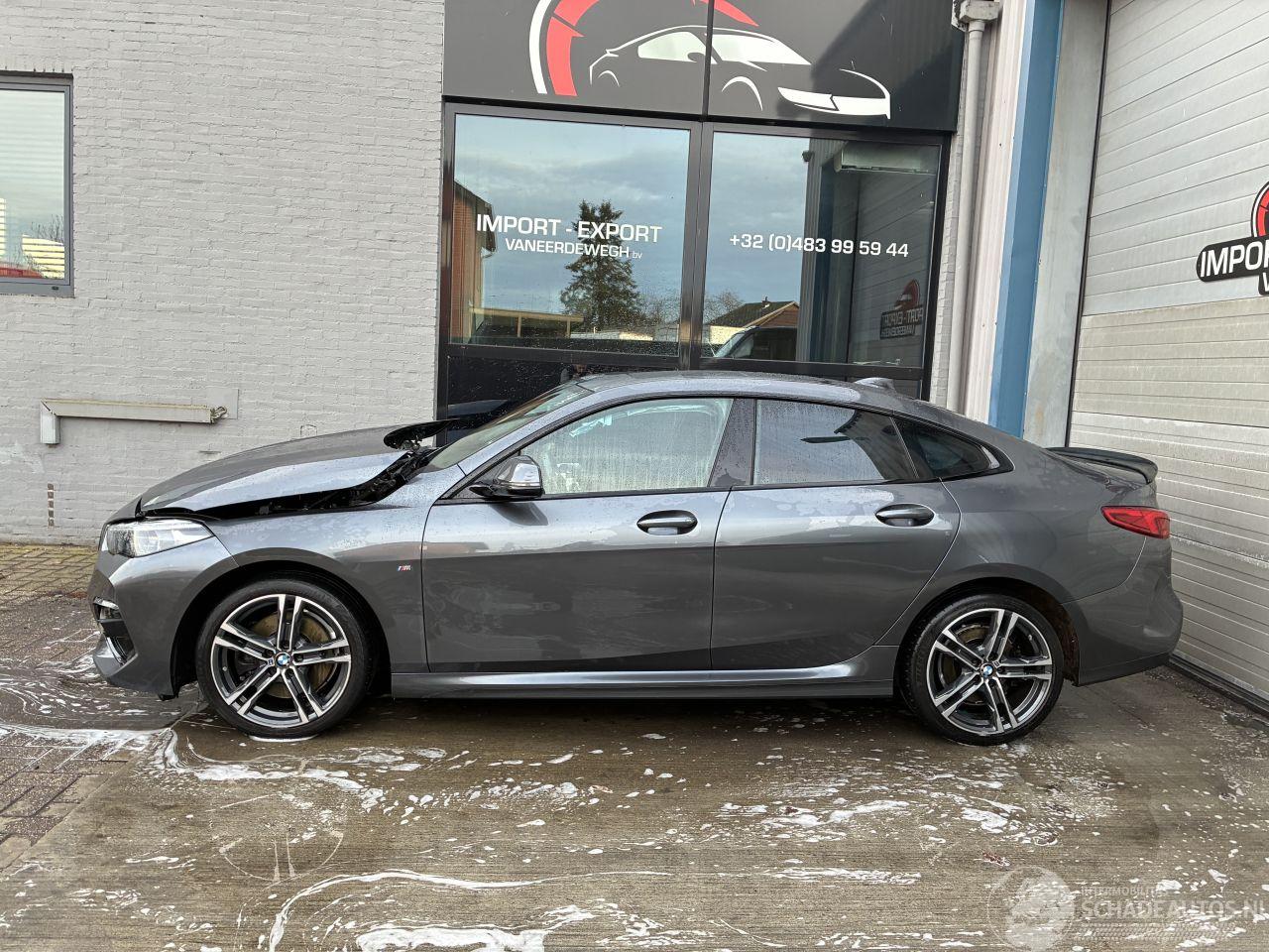 BMW 2-serie BMW 220d M PAKKET 2021