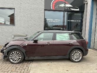 uszkodzony samochody osobowe Mini Clubman Clubman Mini Clubman Cooper D 2.0d automaat 2016 2016/3