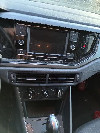 Volkswagen Polo VW POLO 1.0TSI DSG 2018 picture 9