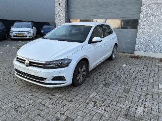 uszkodzony samochody osobowe Volkswagen Polo VW POLO 1.0TSI DSG 2018 2018/6