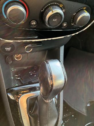 Renault Clio RENAULT CLIO 1.5D AUTOMAAT 2016 picture 19