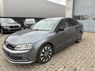 krockskadad bil auto Volkswagen Jetta VW JETTA HYBRID 2016 2016/10