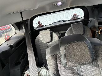 Peugeot 5008 PEUGEOT 5008 GT 1.5D 2022 7 ZIT picture 16