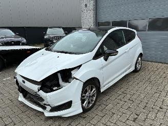 Unfallwagen Ford Fiesta FORD FIESTA 1.0 2015 2015/1