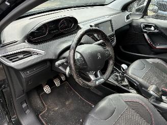 Peugeot 2008 PEUGEOT 2008 1.5D GT 2018 picture 15