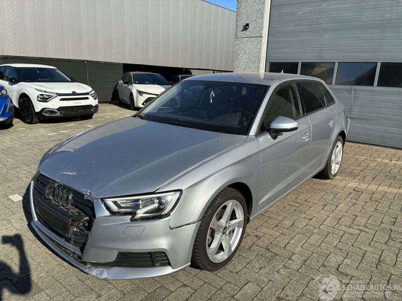 Audi A3 AUDI A3 1.6TDI DSG 2018