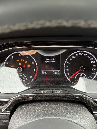 Volkswagen Polo VW POLO 1.0I 2019 R LINE picture 19
