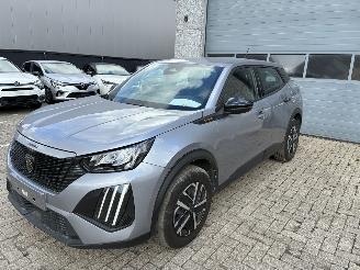 Schadeauto Peugeot 2008 PEUGEOT 2008 1.2I 2025 2025/10