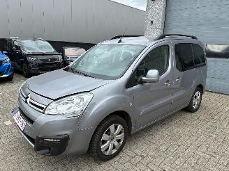 Schadeauto Citroën Berlingo CITROEN BERLINGO 1.2I 2017 2017/4
