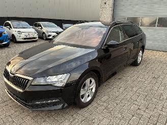 Coche accidentado Skoda Superb SKODA SUPERB 1.6D DSG 2020 2020/1