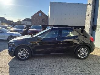 Mercedes GLA MERCEDES GLA200d 2019 picture 2