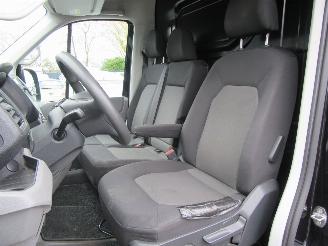Volkswagen Crafter 35 2.0 TDI 140PK L3H3 Highline picture 16