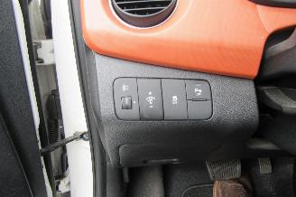 Hyundai I-10 Motion Comfort Automaat picture 21